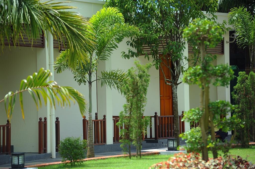 Royal Golden View Hotel Yangon Exteriör bild